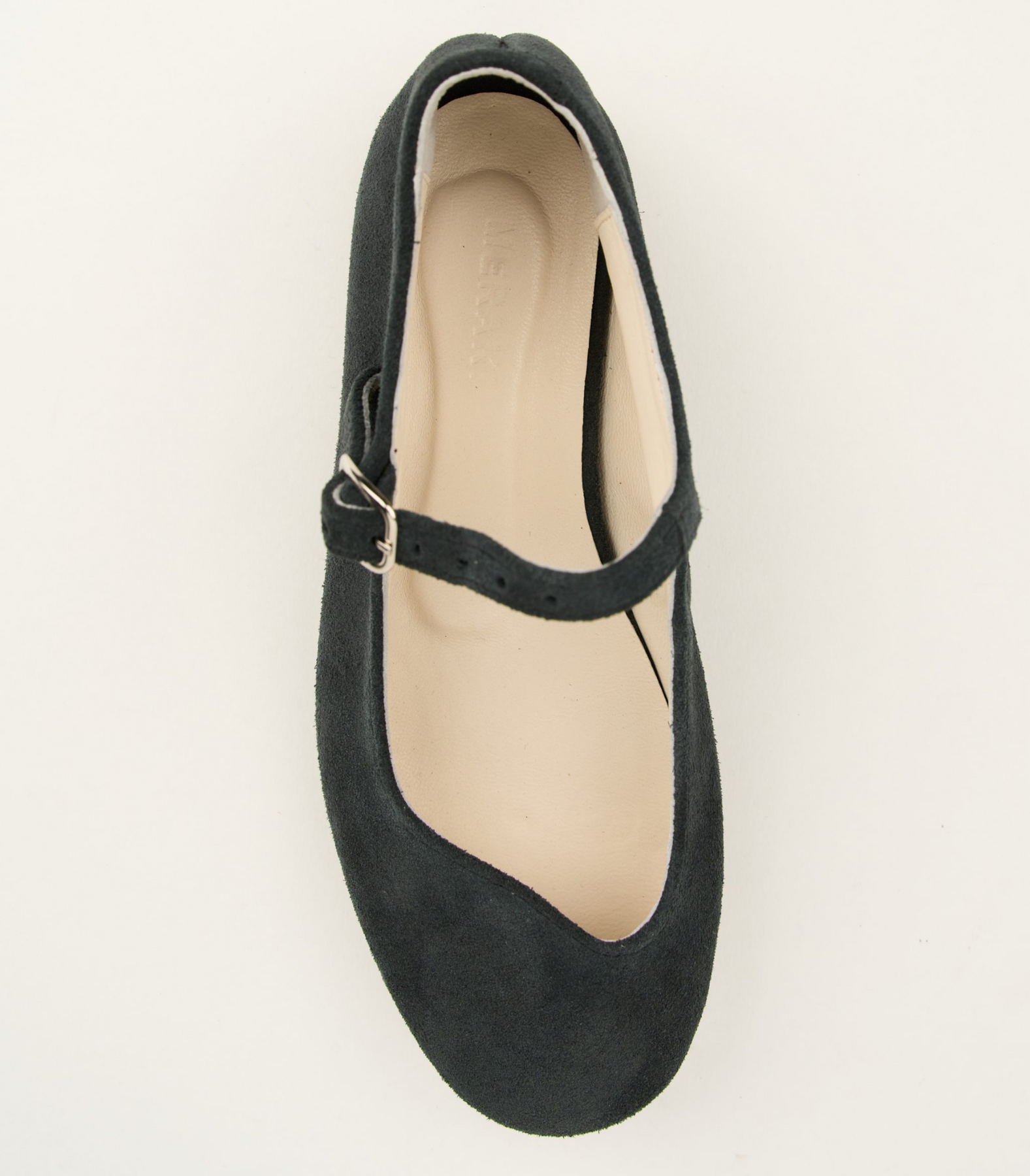 Dark grey mary janes with wavy cut