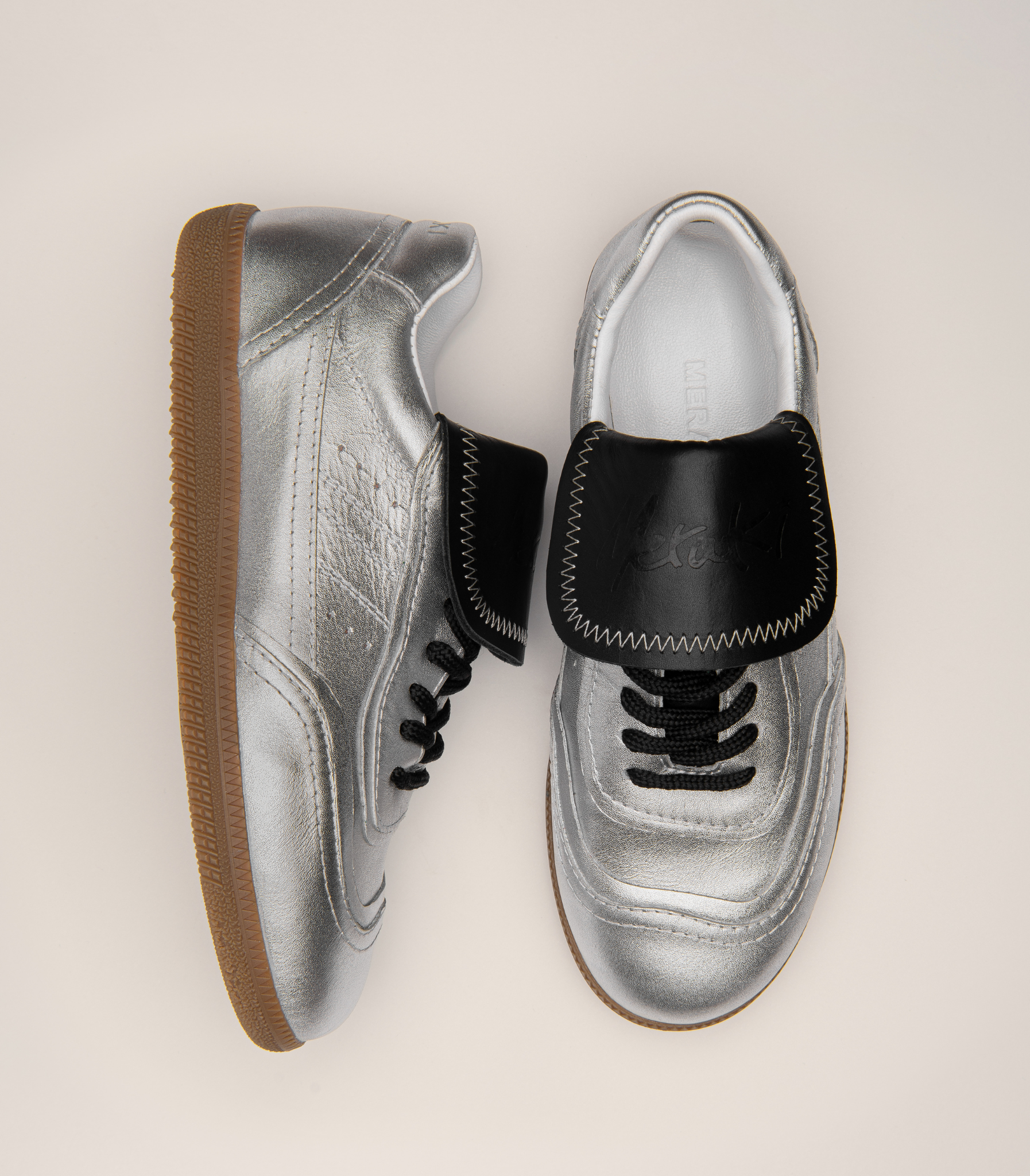 Silver wavy sneakers