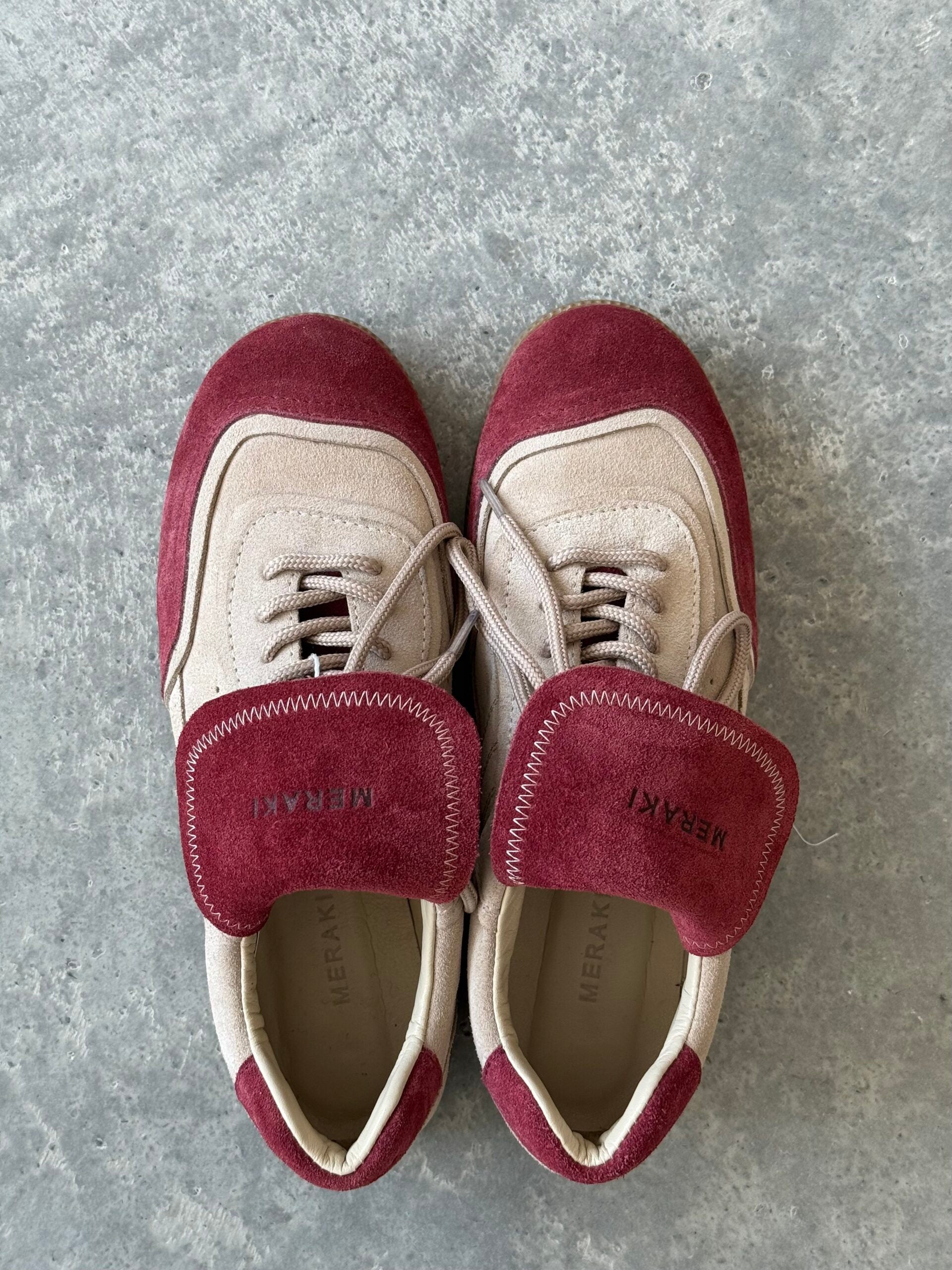 Sandstone wavy sneakers