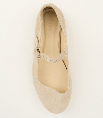 Creamy suede mary janes with wavy cut