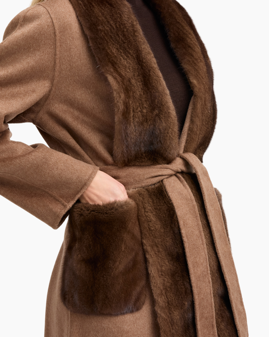 THE FURORA COAT