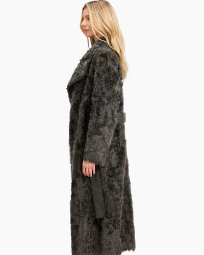 THE NÉRA COAT