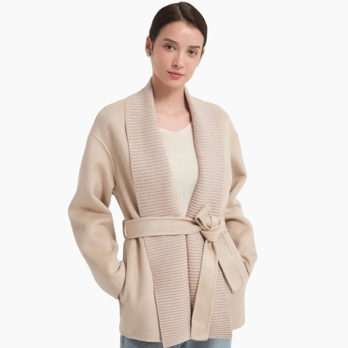 The Ariane Cashmere Jacket Oatmeal