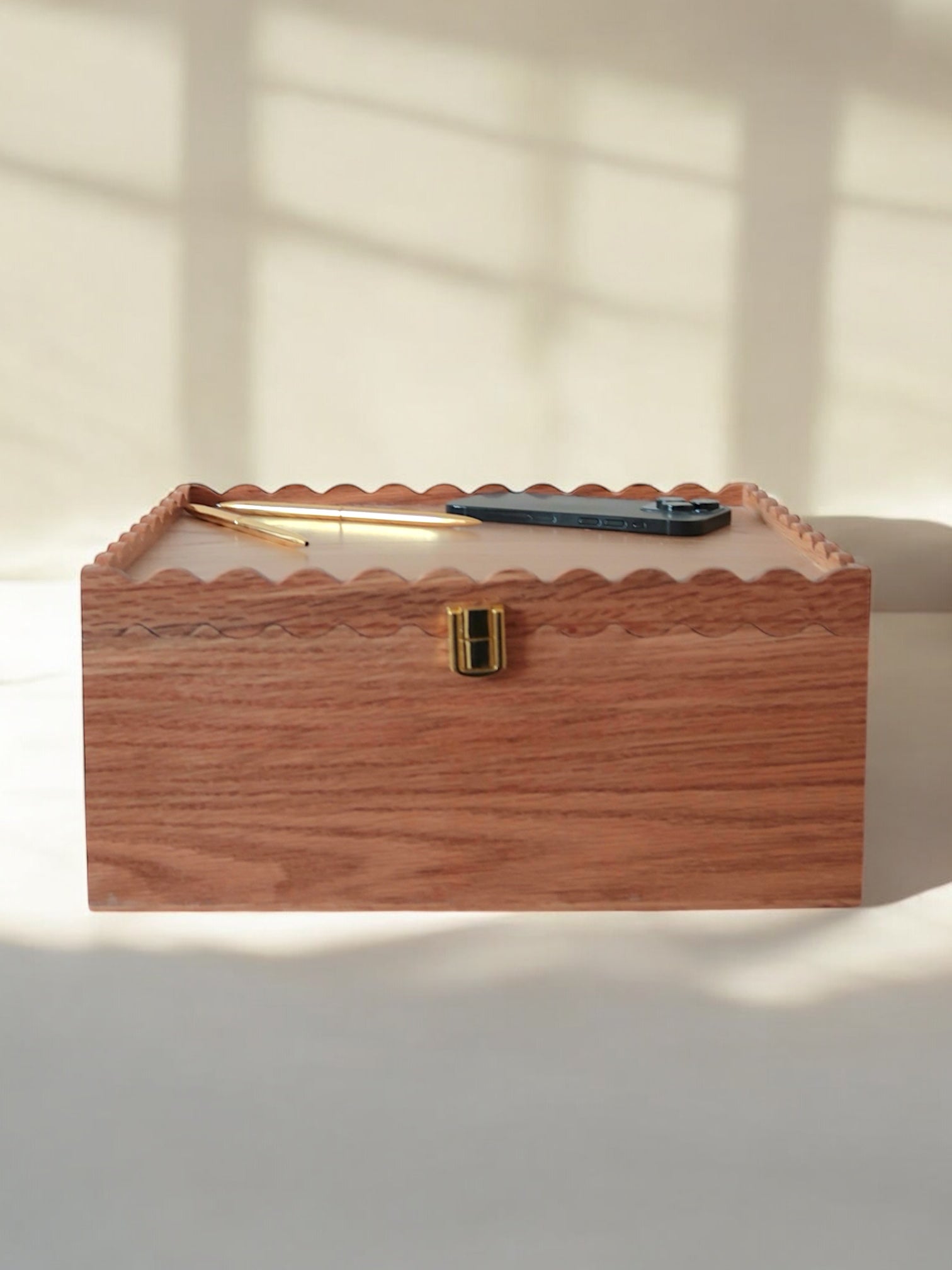 The 2-1 Keepsake Case