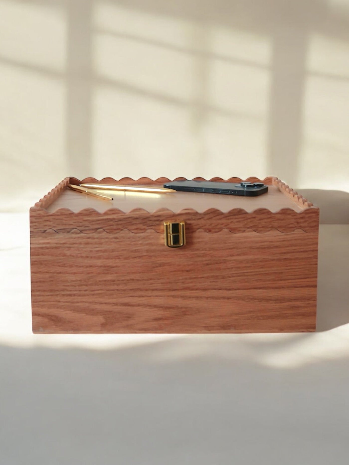 The 2-1 Keepsake Case
