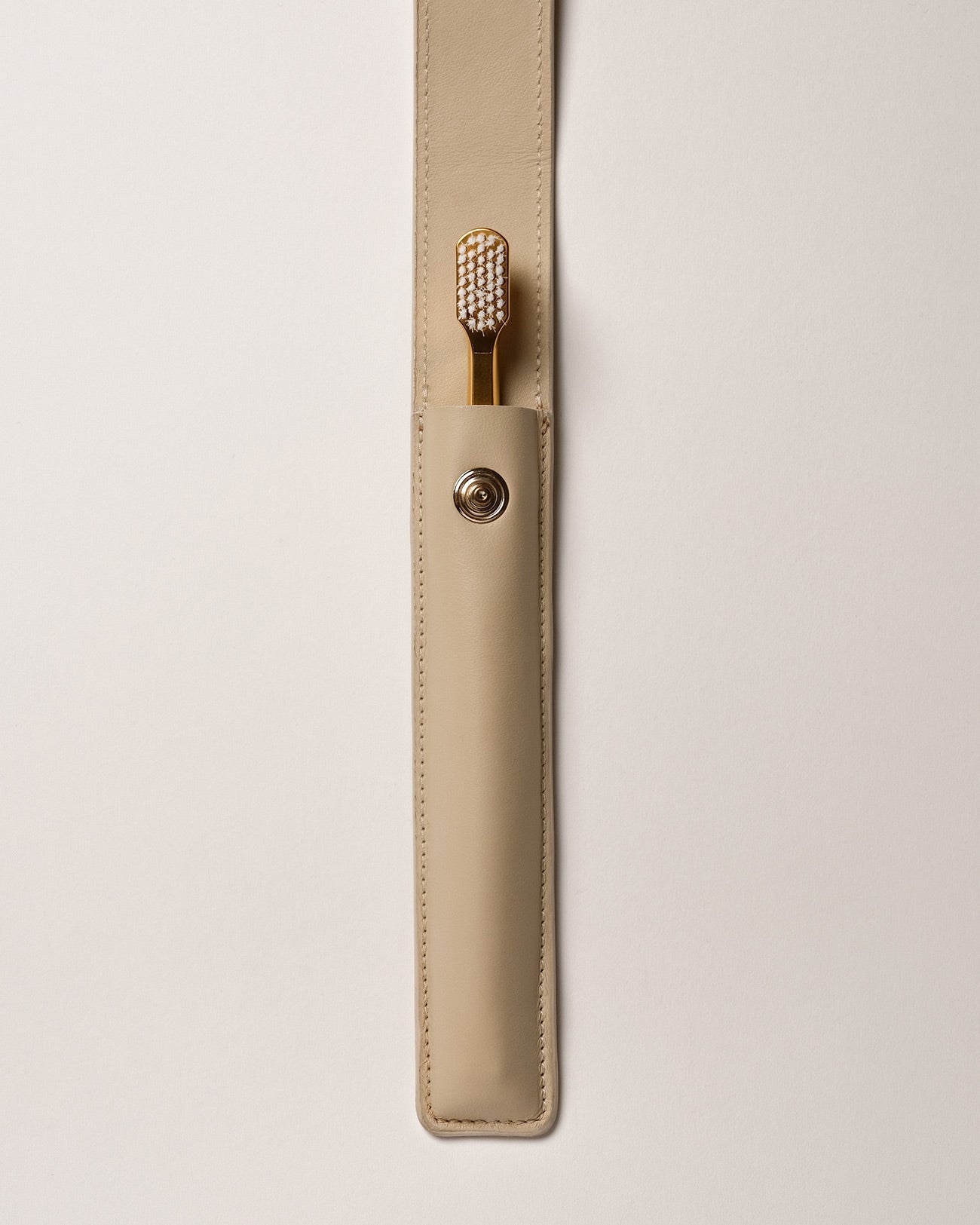 Kit - Leather Case Button/Beige & Toothbrush