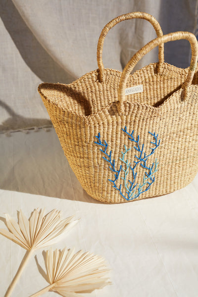 Meribella Scallop Basket Bag