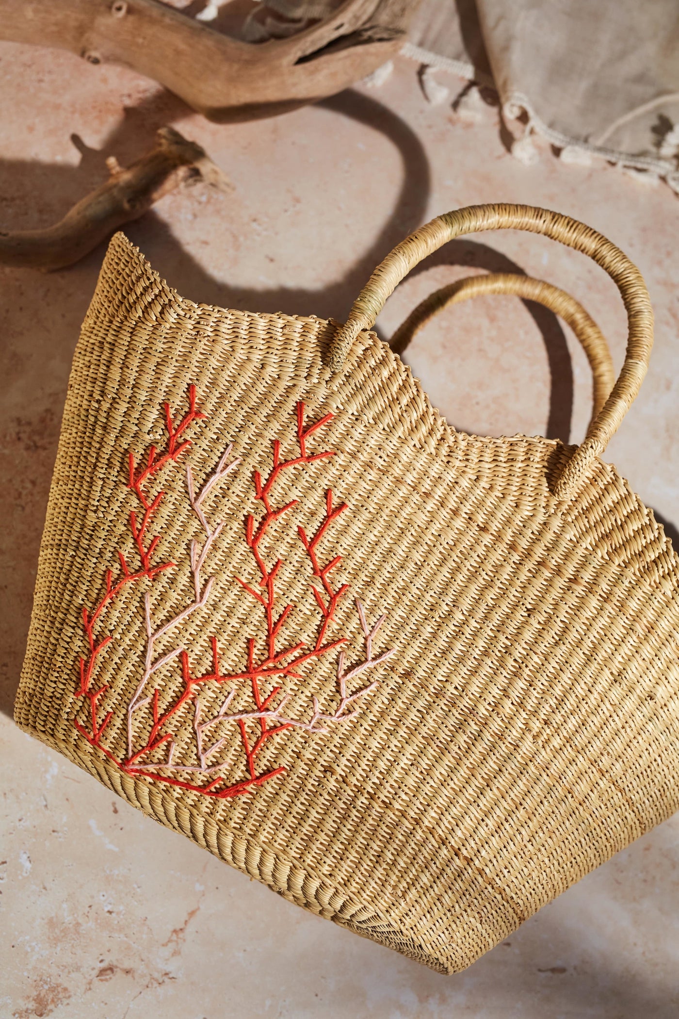 Meribella Scallop Basket Bag