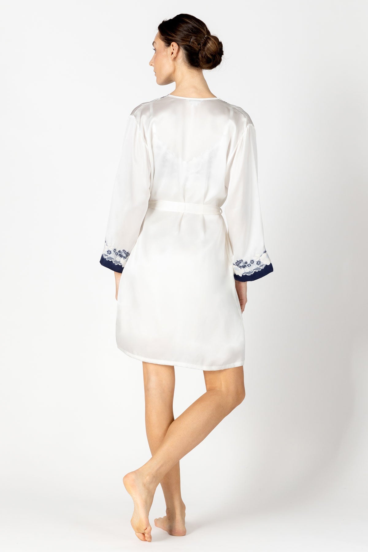 Marisa Charming Short Silk Kimono Short Robe NK iMODE 