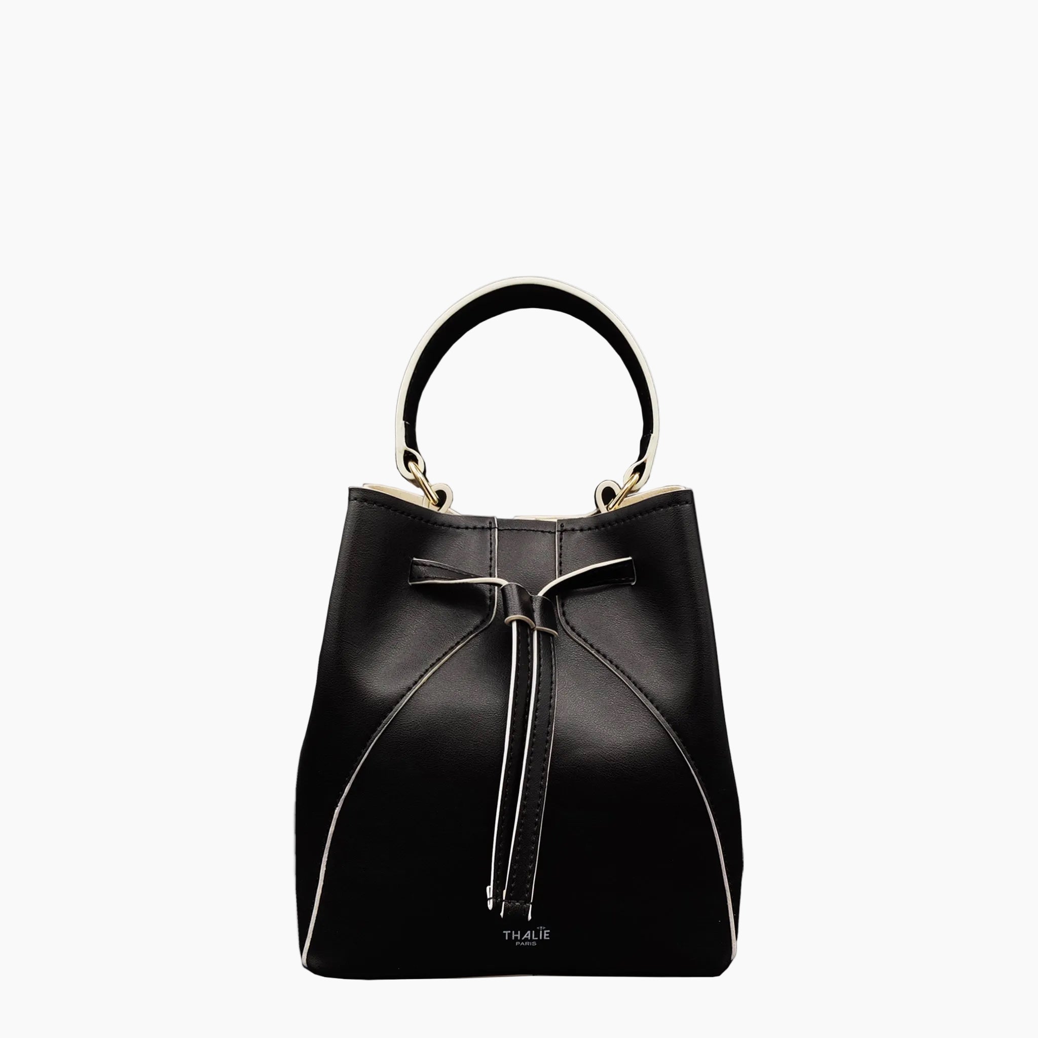 Front view of Mia Black Vegan Bucket Bag elegant and timeless made from cactus material. Thalie Paris