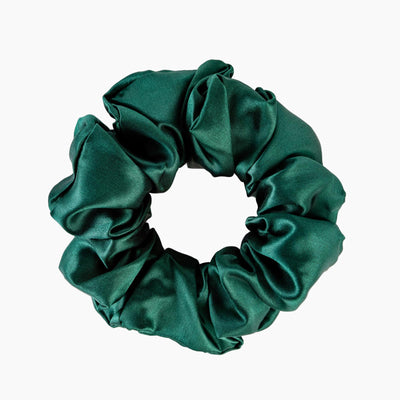 Silk Works large emerald green mulberry silk scrunchie with a smooth, lustrous finish for gentle hair styling.